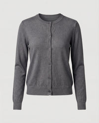 Leichte Feinstrick-Cardigan mit Rundhalsausschnitt, soften Rippbündchen und minimalistischer Knopfleiste Friday