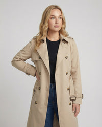 Überlanger taillierter Trenchcoat mit Gürtel und doppelreihiger Knopfleiste Friday