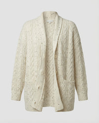 Grobstrickcardigan mit Zopfmuster Eingrifftaschen und Zierknopfleiste Friday