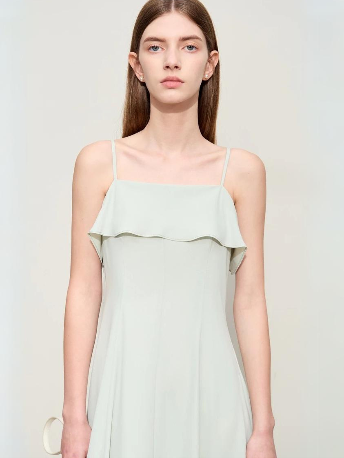 Minimalistisches Midikleid aus Chiffon