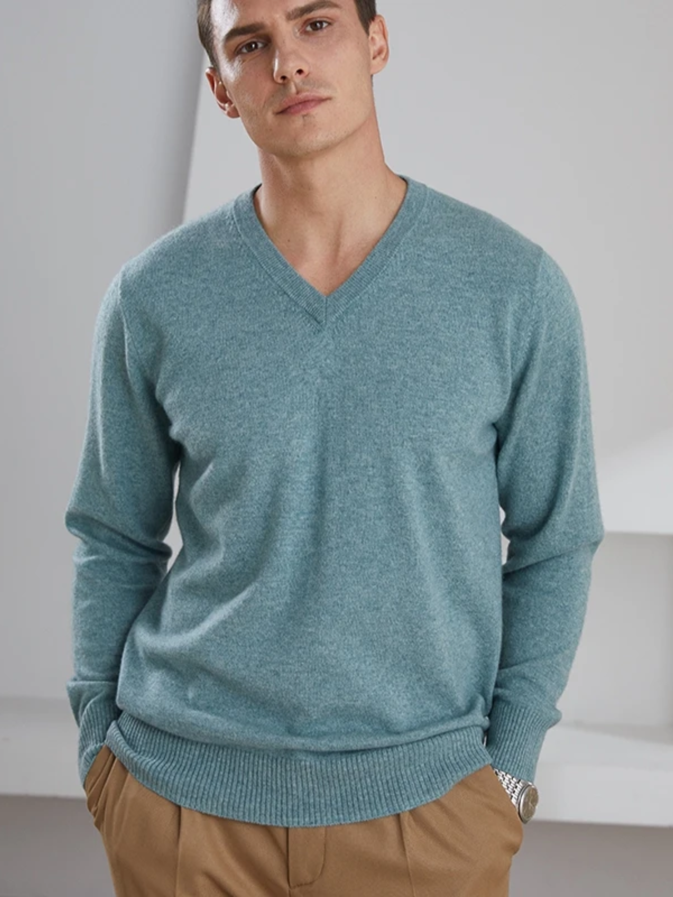 V-Ausschnitt-Kaschmirpullover für Herren