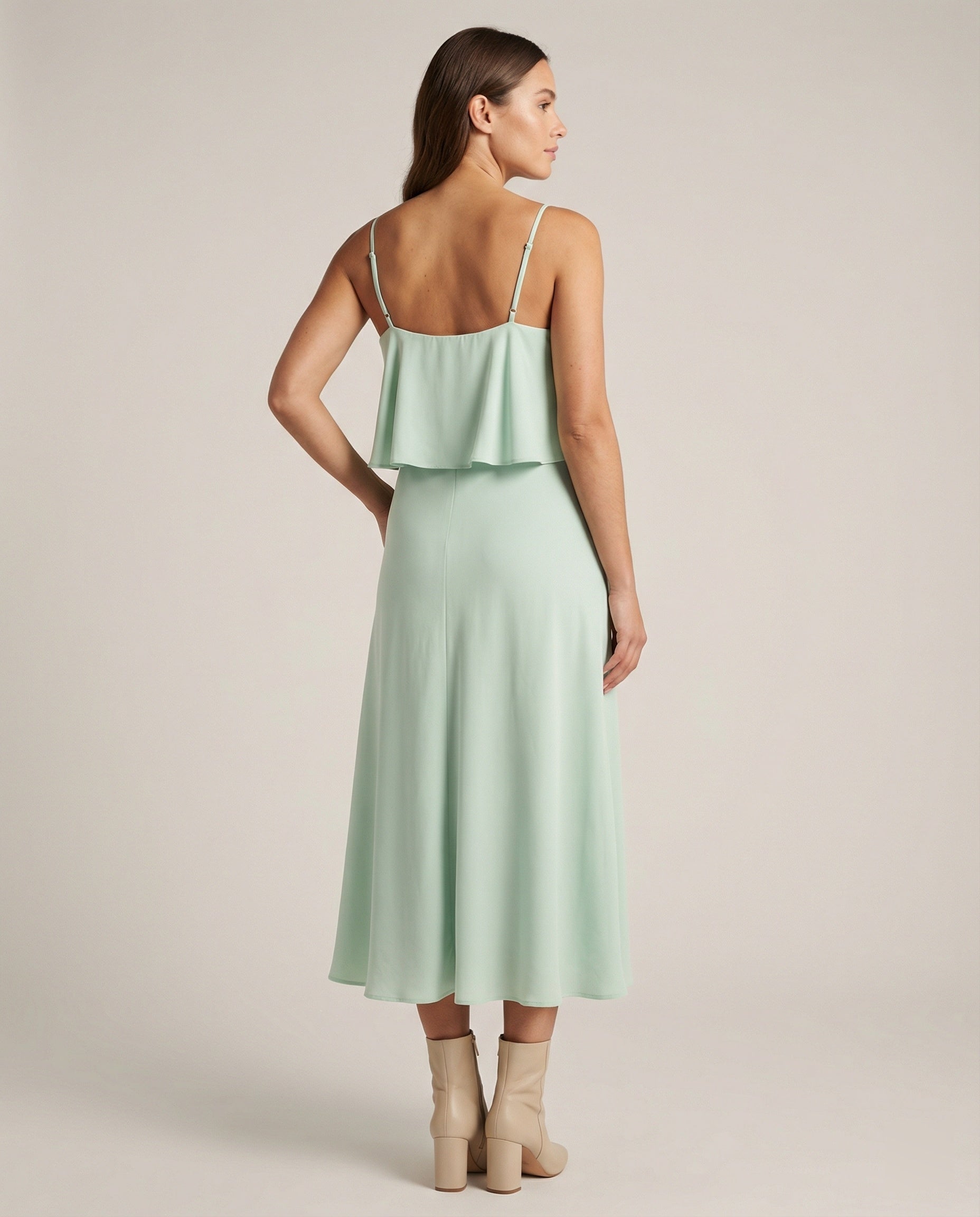 Minimalistisches Midikleid aus Chiffon