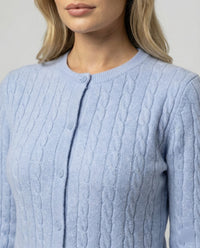 Damen kurzes Zopfmuster-Cardigan mit Rundhalsausschnitt und minimalistischer Knopfleiste Friday