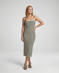 Damen figurbetontes geripptes Maxikleid mit schmalen Spaghettiträgern Friday