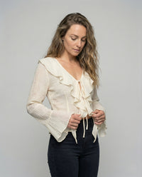 Damen Gecrinkelte Chiffonbluse mit Volantkragen Apricot