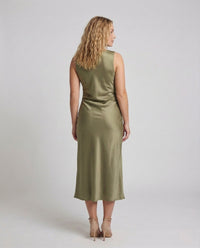 Damen Satin Maxikleid Wasserfall Ausschnitt
